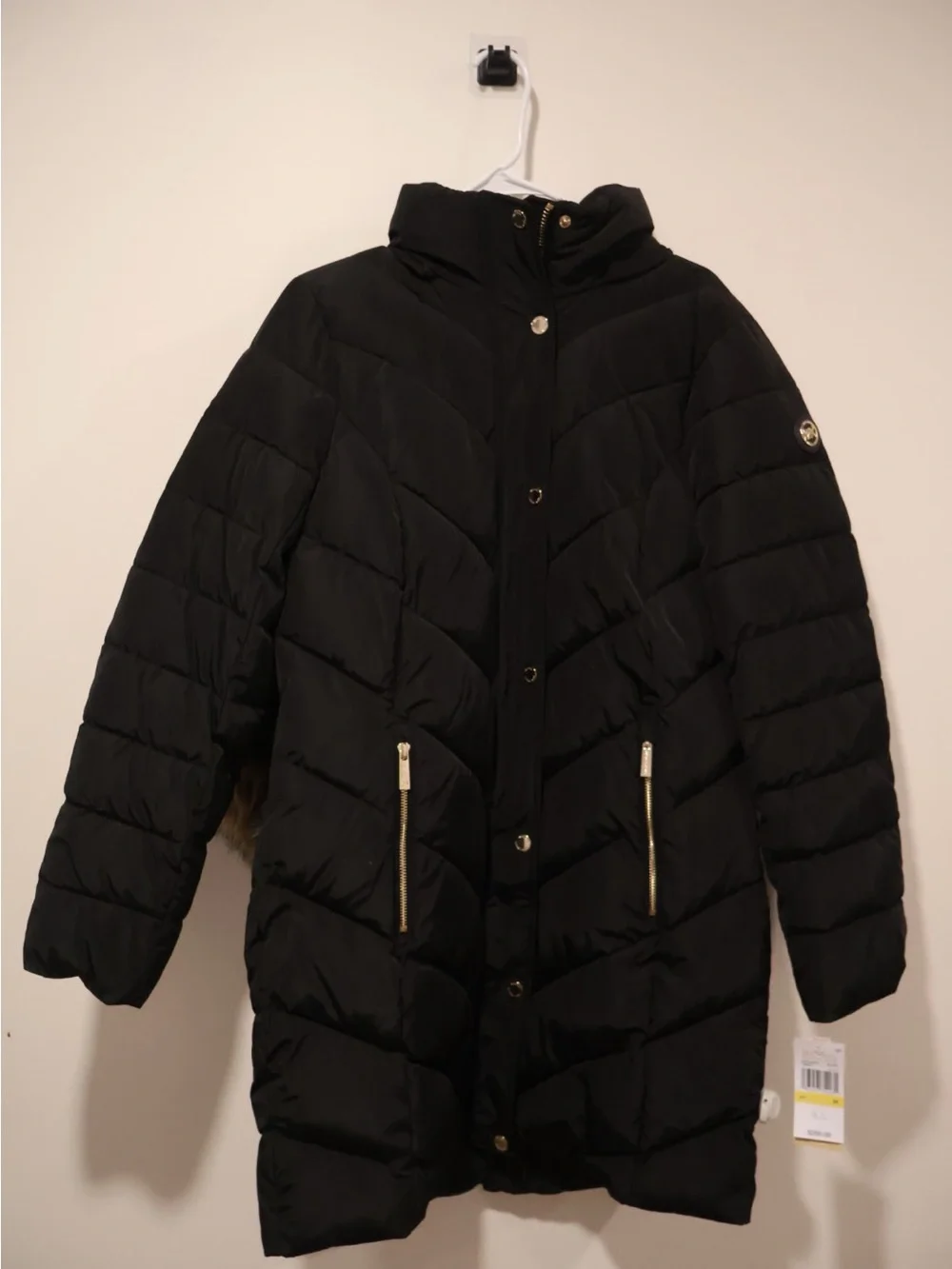 Michael Kors Black Puffer Coat with Fur Hood womens Medium, SEE PHOTOS & DETAILS